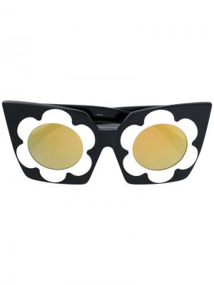Солнцезащитные очки с цветочным дизайном Markus Lupfer. Цвет: черный