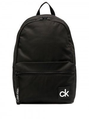 Регулируемый рюкзак с нашивкой-логотипом Calvin Klein. Цвет: черный