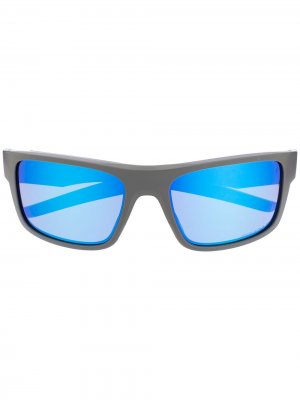 Солнцезащитные очки Drop Point с поляризацией Oakley. Цвет: серый