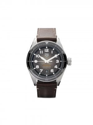 Наручные часы Autavia Calibre 5 42 мм TAG Heuer. Цвет: коричневый