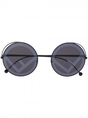 Солнцезащитные очки с логотипом и затемненными линзами Fendi Eyewear. Цвет: черный