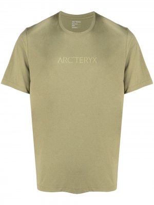 Arcteryx футболка Remige Word с логотипом Arc'teryx. Цвет: зеленый