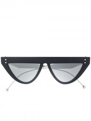 Солнцезащитные очки в оправе кошачий глаз Fendi Eyewear. Цвет: черный