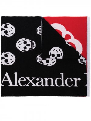 Шарф в технике пэчворк с логотипом Alexander McQueen. Цвет: черный