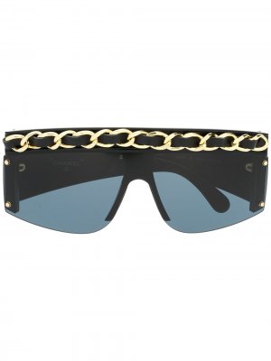 Солнцезащитные очки в квадратной оправе с цепочкой Chanel Pre-Owned. Цвет: черный