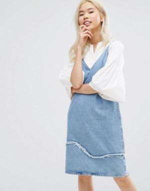 Джинсовое платье с бретелями необработанной отделкой M.i.h Jeans MiH. Цвет: синий