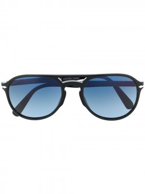 Солнцезащитные очки-авиаторы Persol. Цвет: черный