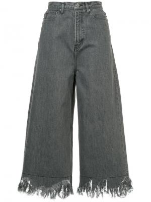 Укороченные джинсы клеш Cityshop. Цвет: серый