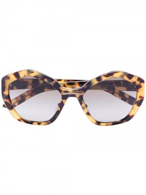 Солнцезащитные очки с затемненными линзами Prada Eyewear. Цвет: коричневый
