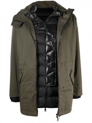 Многослойное пальто с капюшоном Moncler. Цвет: зеленый