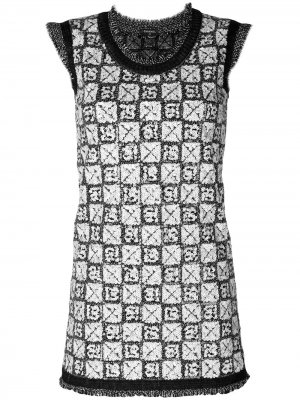 Вязаное платье в пайетках Chanel Pre-Owned. Цвет: серый