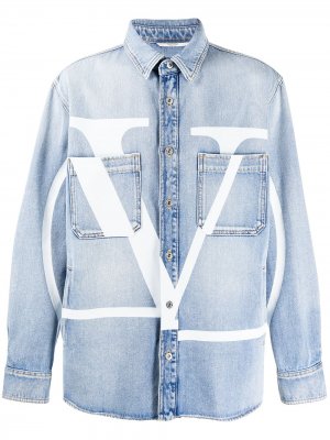 Джинсовая рубашка оверсайз с логотипом VLogo Valentino. Цвет: синий