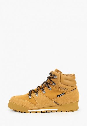 Ботинки трекинговые adidas. Цвет: желтый