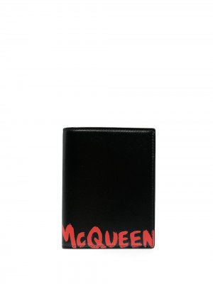 Обложка для паспорта с принтом граффити Alexander McQueen. Цвет: черный
