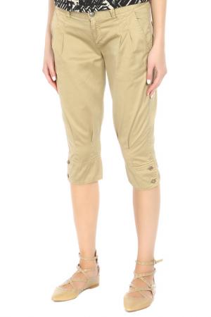 Капри Ermanno Scervino. Цвет: бежевый