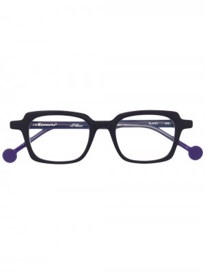 Солнцезащитные очки в квадратной оправе L.A. EYEWORKS. Цвет: фиолетовый
