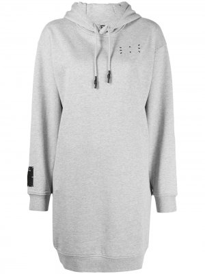 Платье-свитер с нашивкой-логотипом MCQ. Цвет: серый