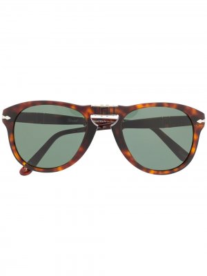 Солнцезащитные очки черепаховой расцветки Persol. Цвет: коричневый