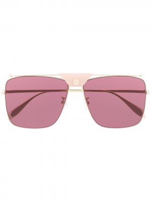 Солнцезащитные очки-авиаторы в квадратной оправе Alexander McQueen Eyewear. Цвет: золотистый