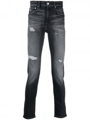 Джинсы скинни с эффектом потертости Calvin Klein Jeans. Цвет: черный